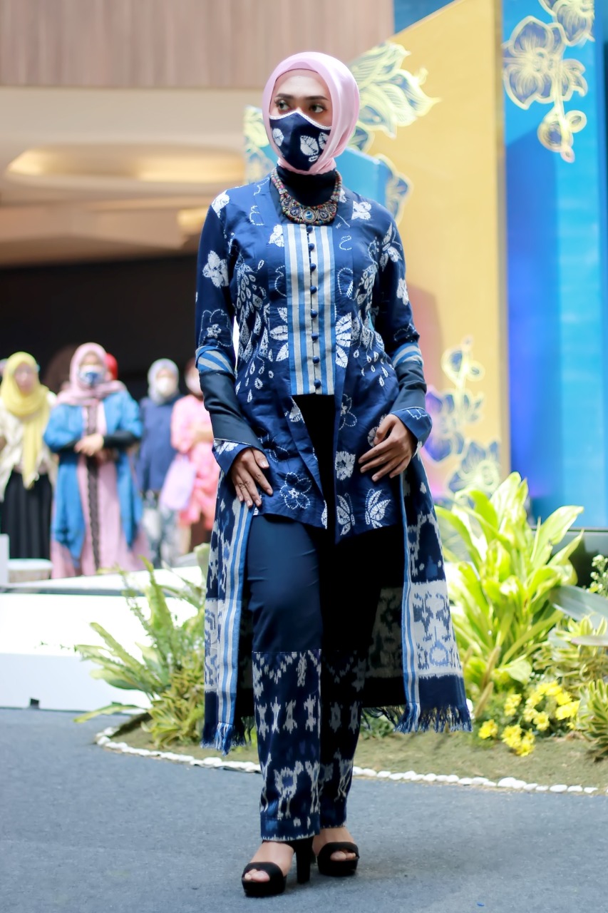 Fashion show moment 1